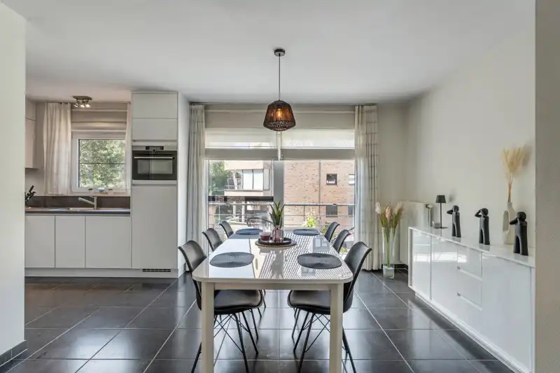 Zeer rustig en energiezuinig appartement met autostaanplaats en berging foto 10