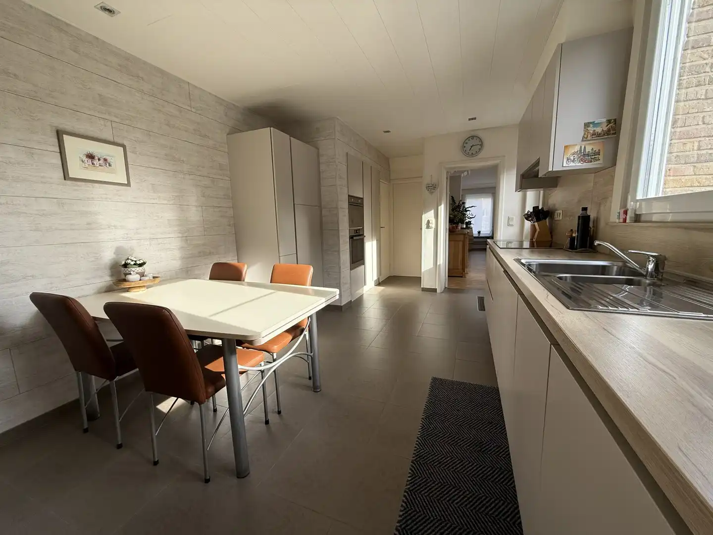 Halfopen bebouwing in centrum van Emelgem met zuiders gerichte tuin, 5 slaapkamers en EPC label C  (geen renovatieverplichting) foto 5