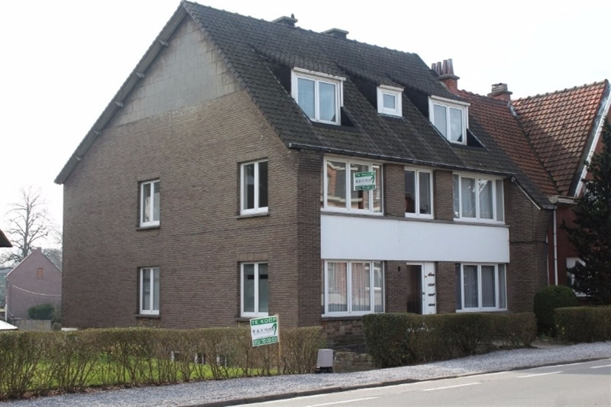 Appartement met 1 slaapkamer en autostaanplaats. foto 1