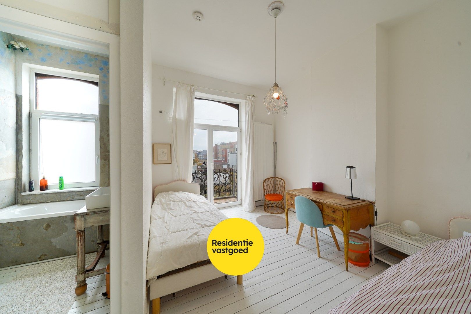 Unieke en karaktervolle hoekwoning te Raversijde foto 9