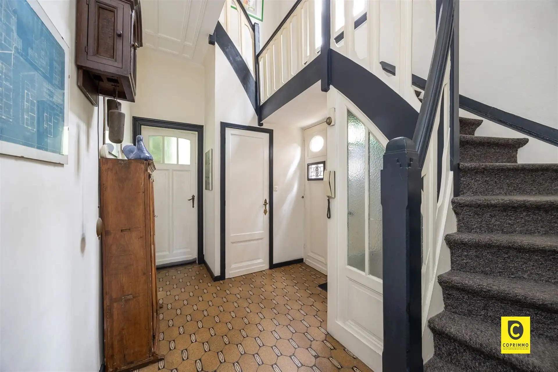 Prachtige herenwoning met 4 à 5 slpks en grote tuin op toplocatie! foto 7