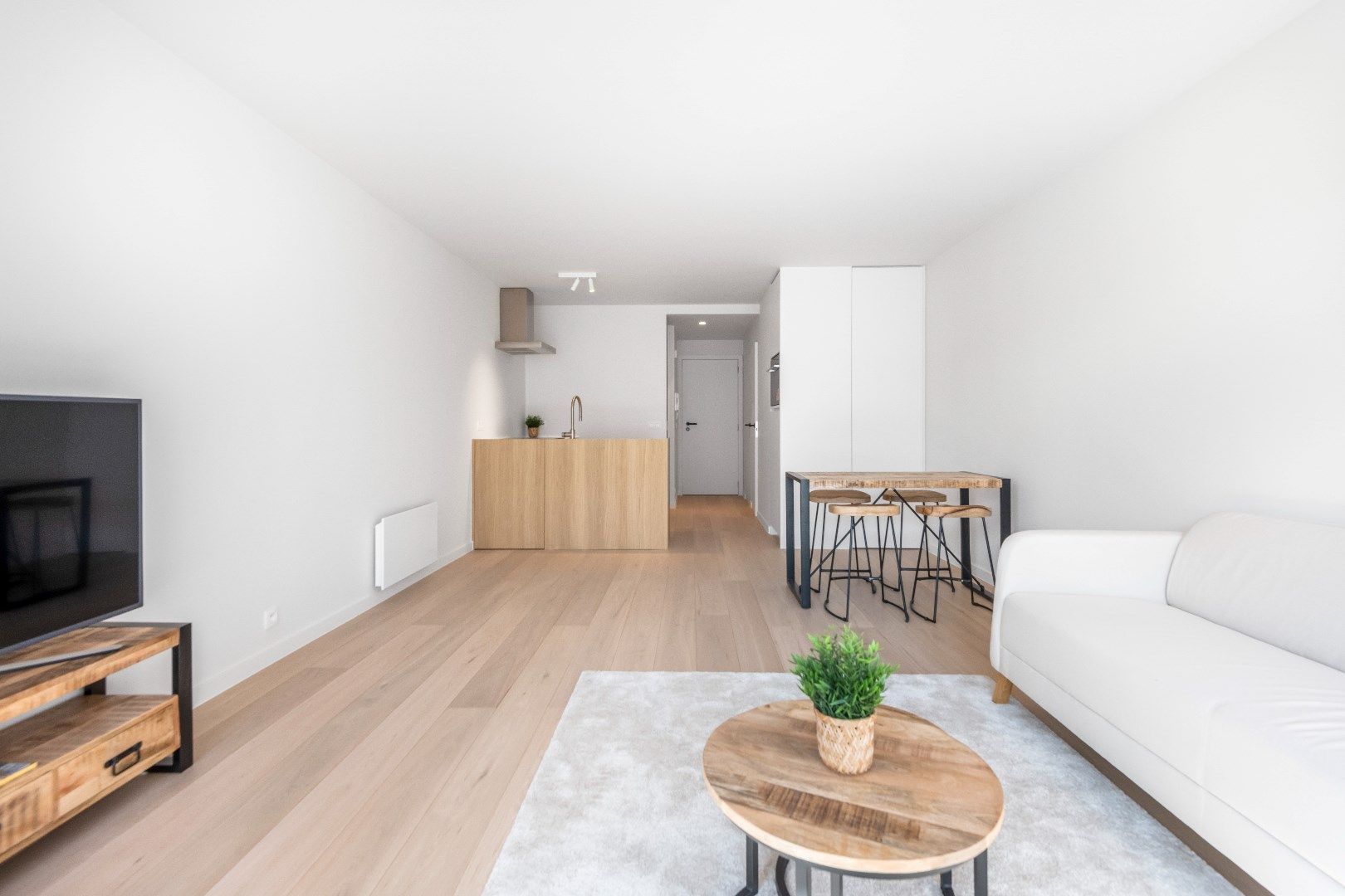 Gerenoveerde studio appartement met slaaphoek op een steenworp van de Zeedijk foto 7
