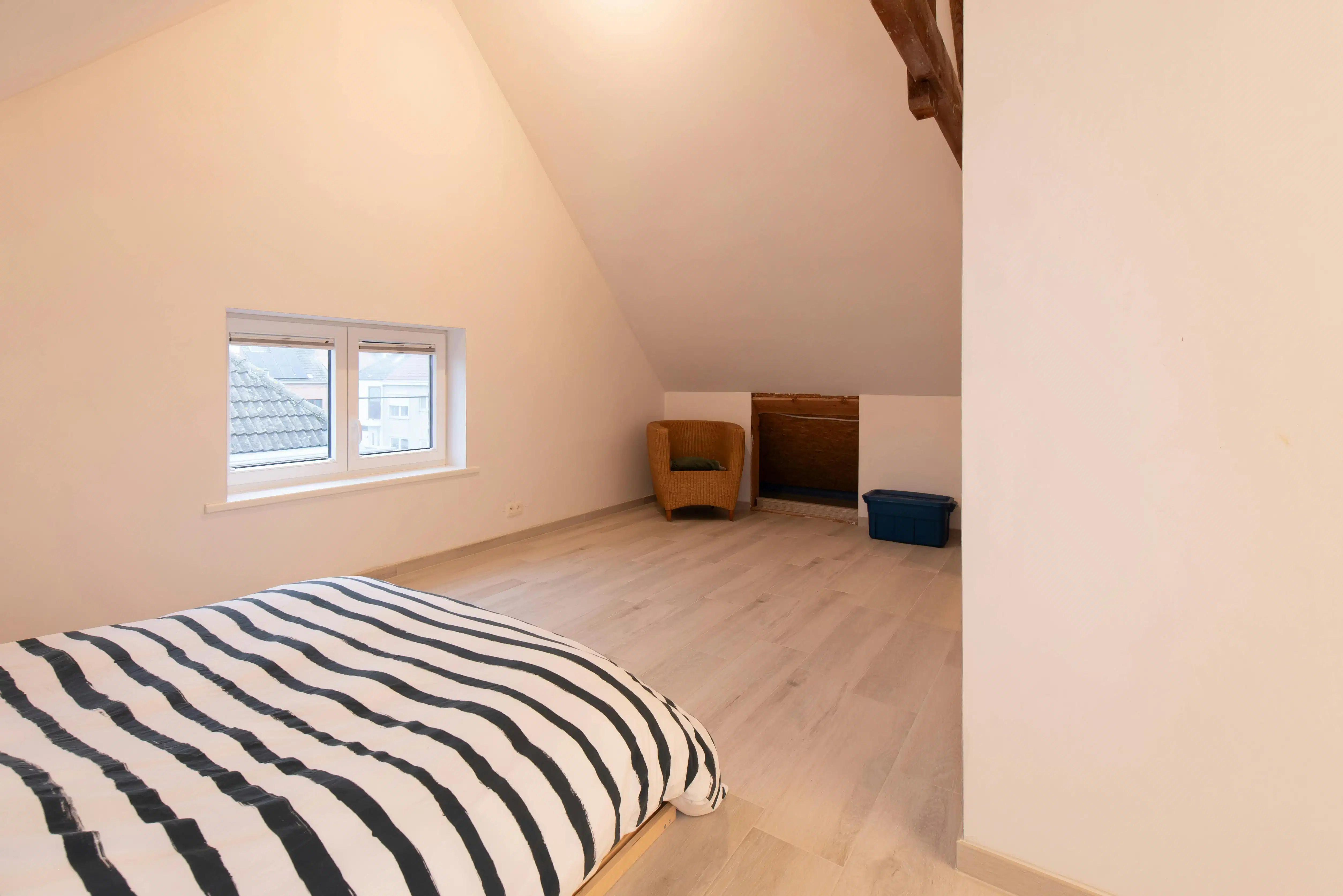 Halfopen bebouwing met 4 slaapkamers en tuin te Oostende foto 15