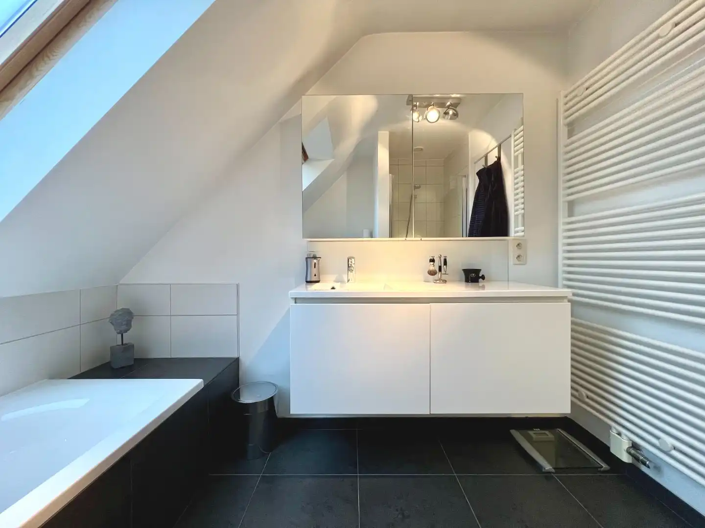 Duplex appartement met 3 slaapkamers en zolderberging foto 15