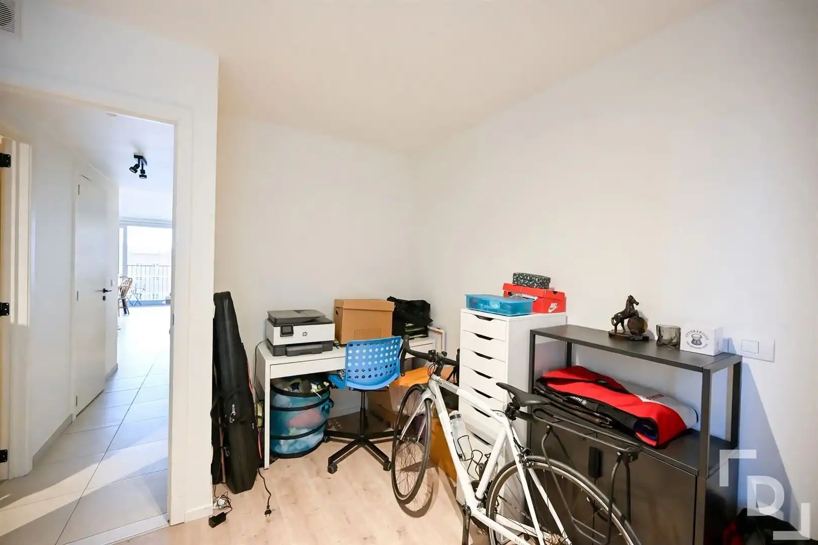 Appartement met terras en overdekte autostaanplaats foto 9