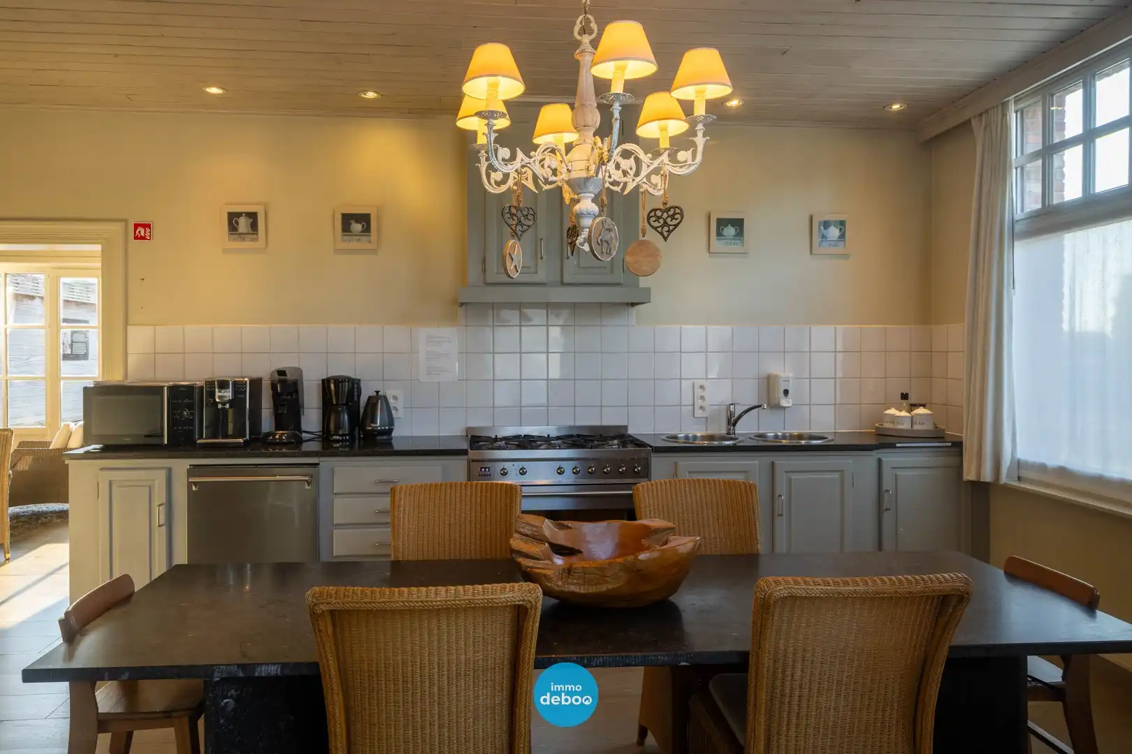 Uitzonderlijk ruime polyvalente woning met zuidgerichte tuin foto 10