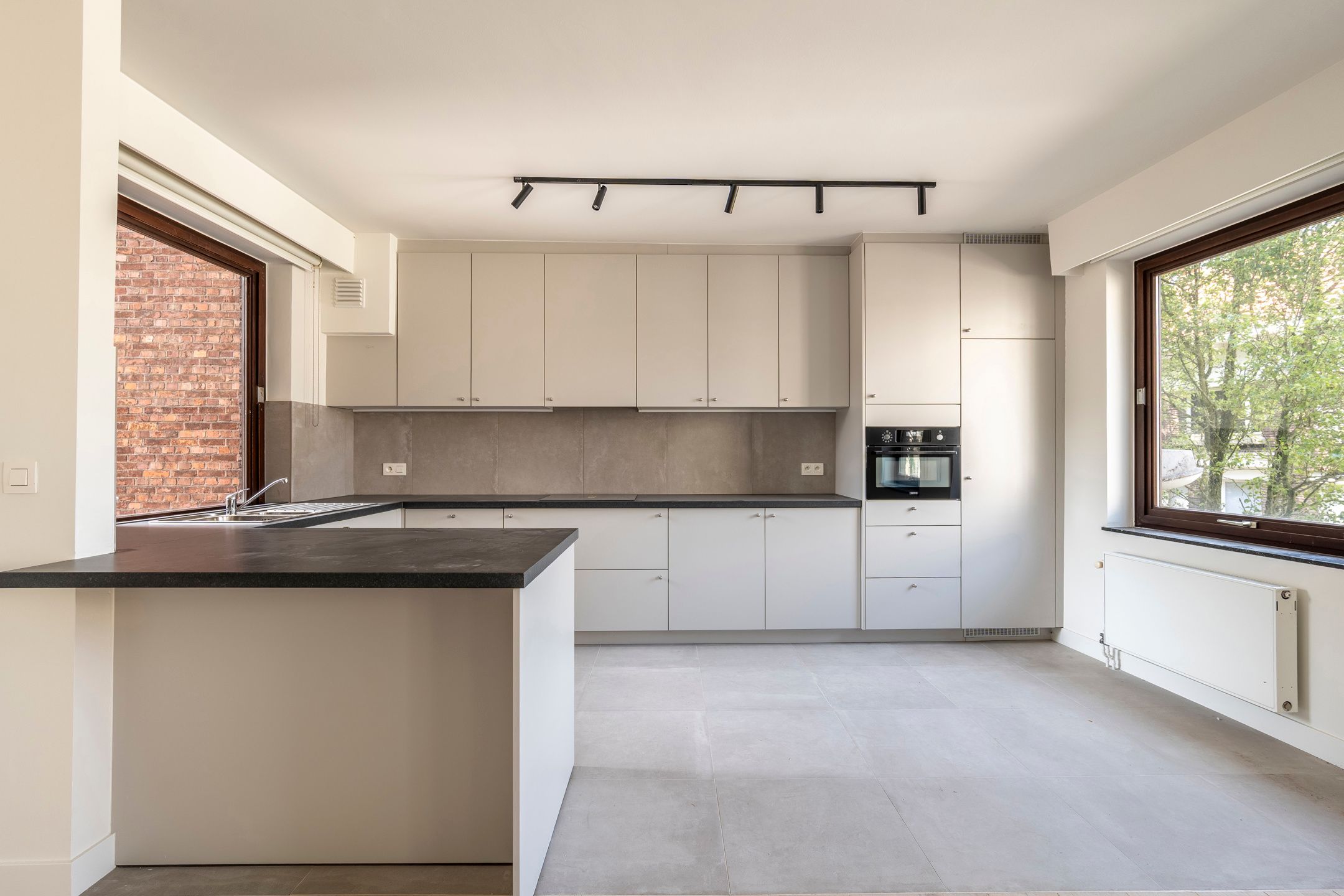 Gerenoveerd appartement 148m² met  groot zonneterras  foto 5
