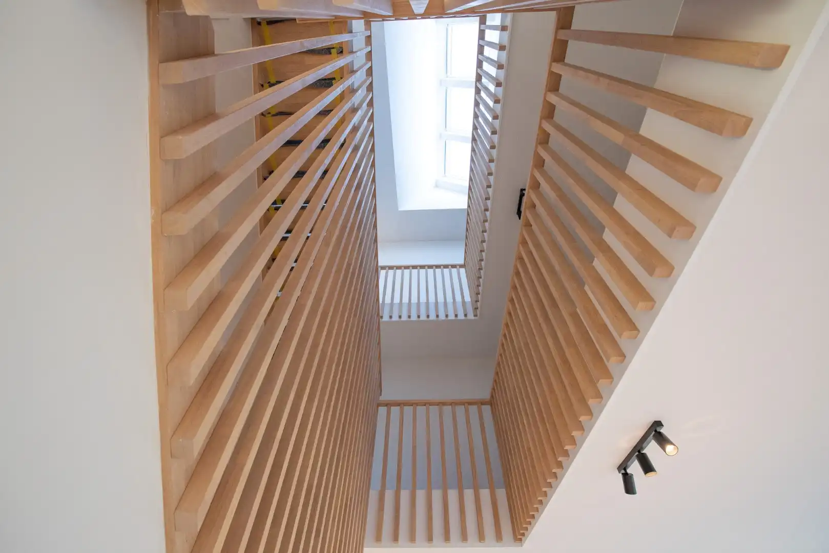 OPENDEURDAG; vrijdag 3 april 15u30 - 17u!! Ruime, moderne nieuwbouw te Waregem (mogelijk aan 6%) foto 6