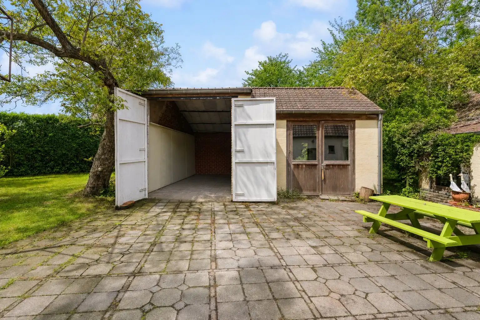 Charmant hoevetje met bijgebouwen in groen kader foto 13