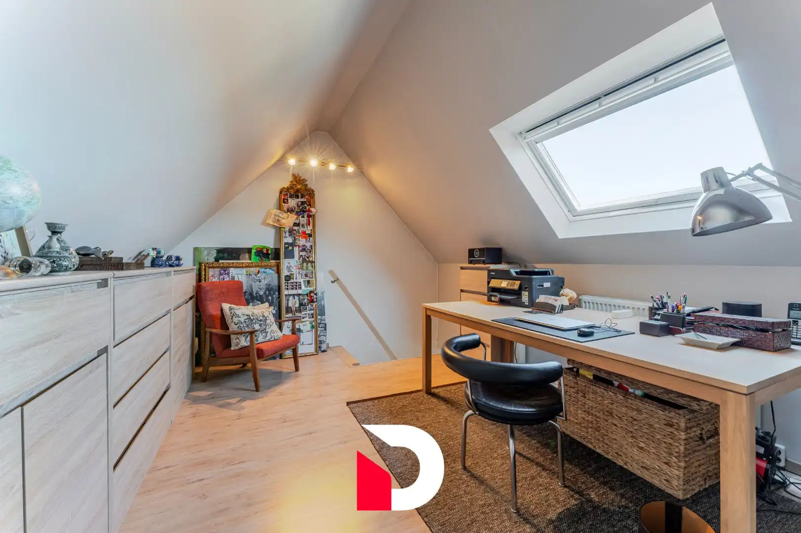 Charmante halfopen en instapklare woning in centrum Moerkerke foto 18