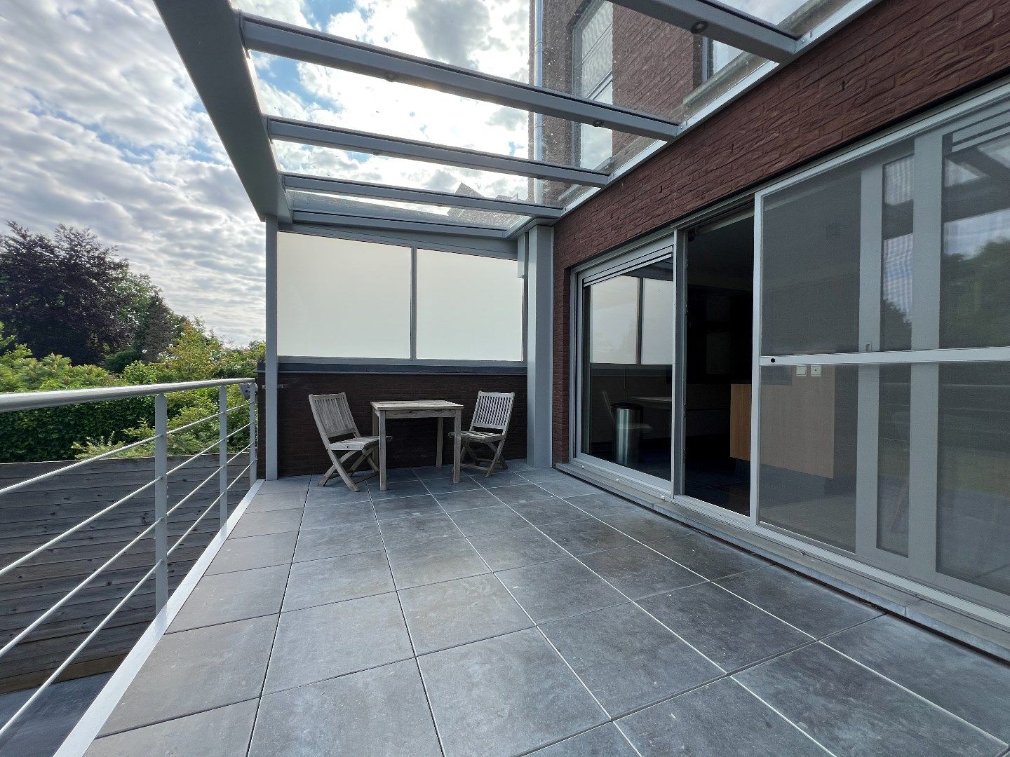 Moderne, zeer ruime woning met 4 slpks, garage en prachtige tuin op een topligging in Kessel-Lo foto 3