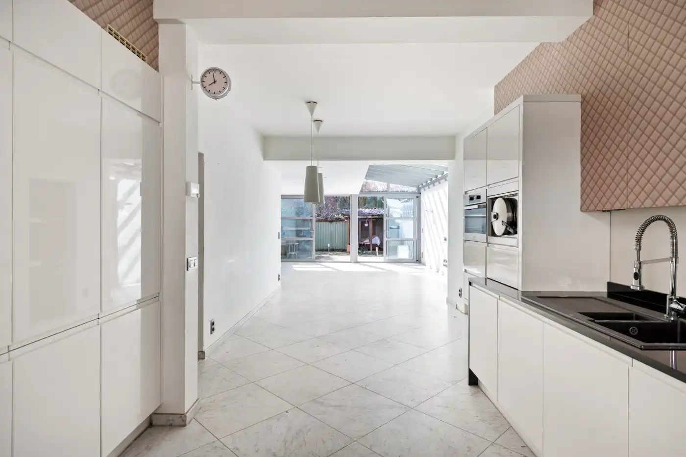 Verrassend ruime, charmante woning met 3 à 4 slpk. in centrum Ekeren foto 6