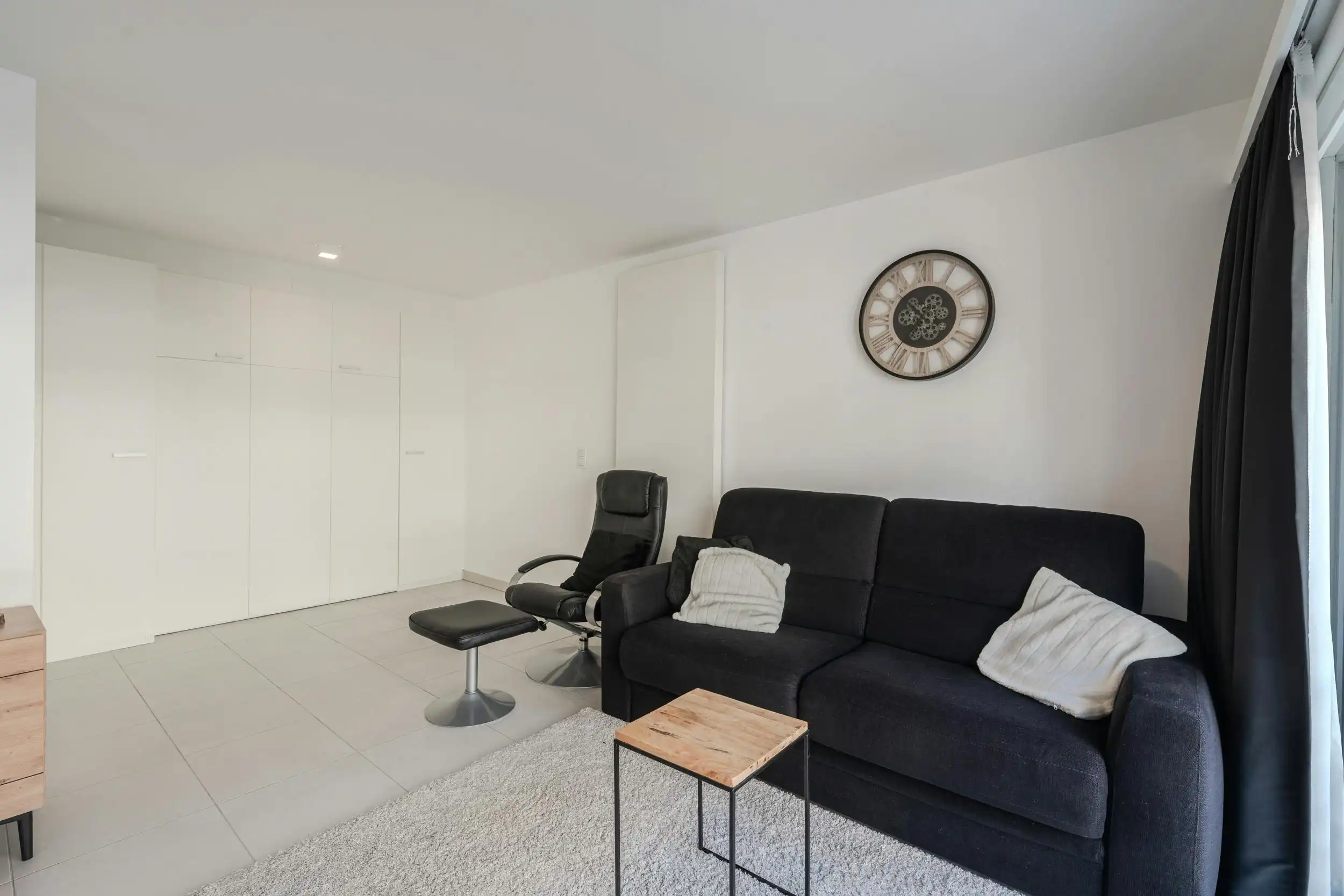 Recente studio met terras te centrum Middelkerke foto 9