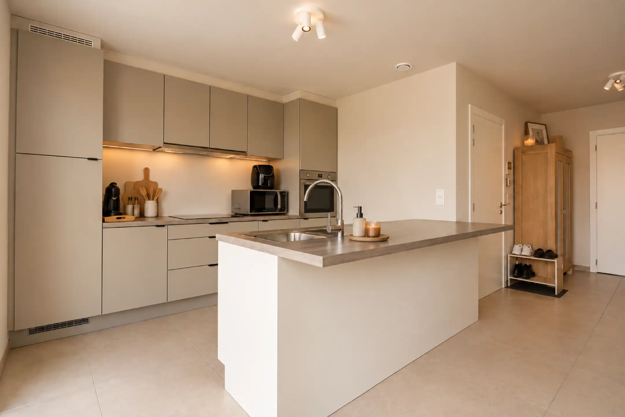 Recent 2-slpk appartement met terras en garage – EPC A+ foto 2