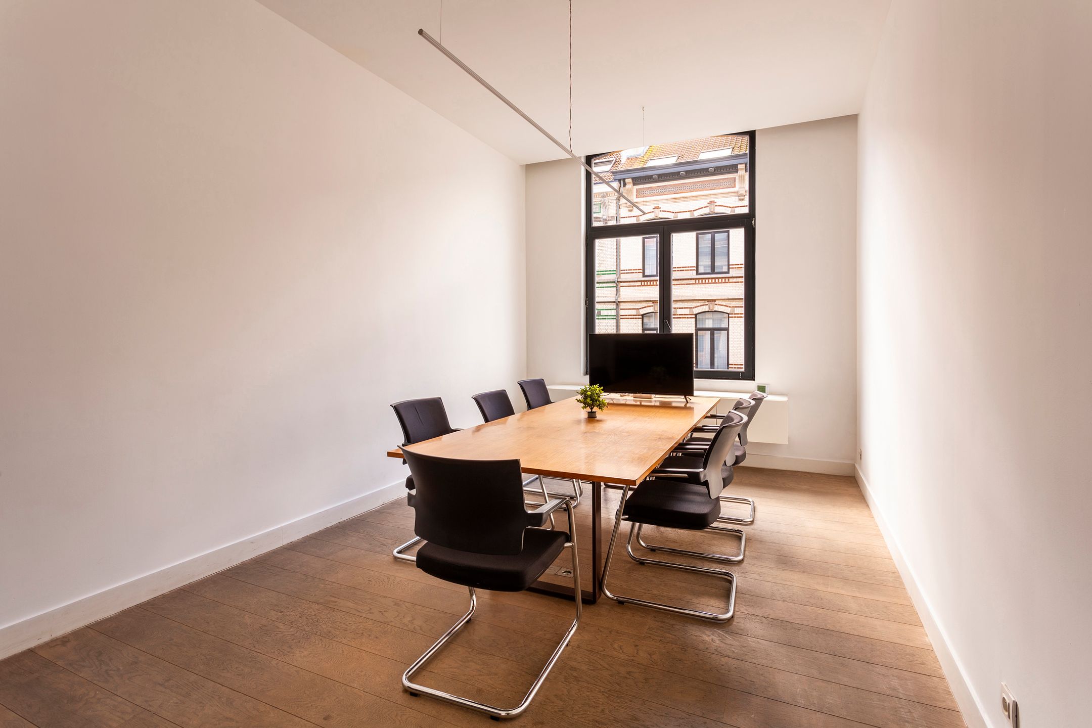 polyvalente opbrengsteigendom ca 483 m² op toplocatie Zuid foto 15