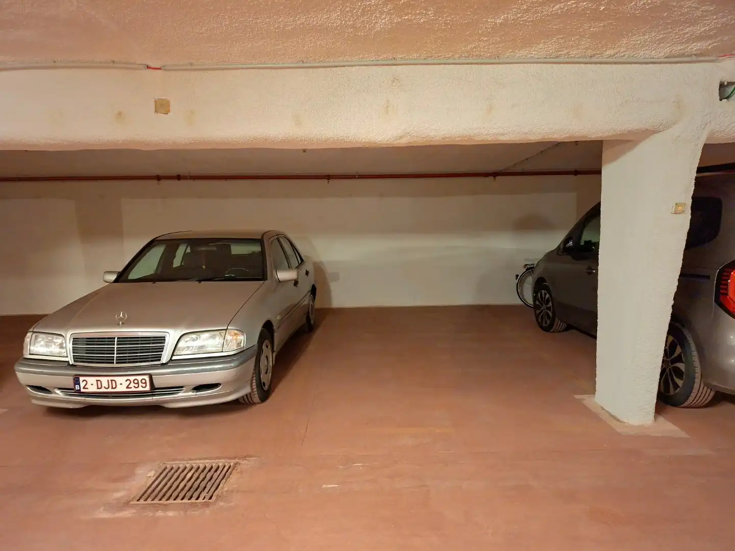 Ondergrondse autostaanplaats  foto 2