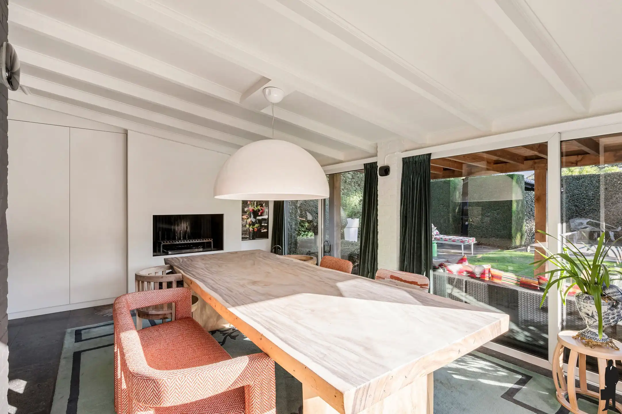 Vrijstaande woning met zwembad in de begeerde St Lucaswijk! foto 6