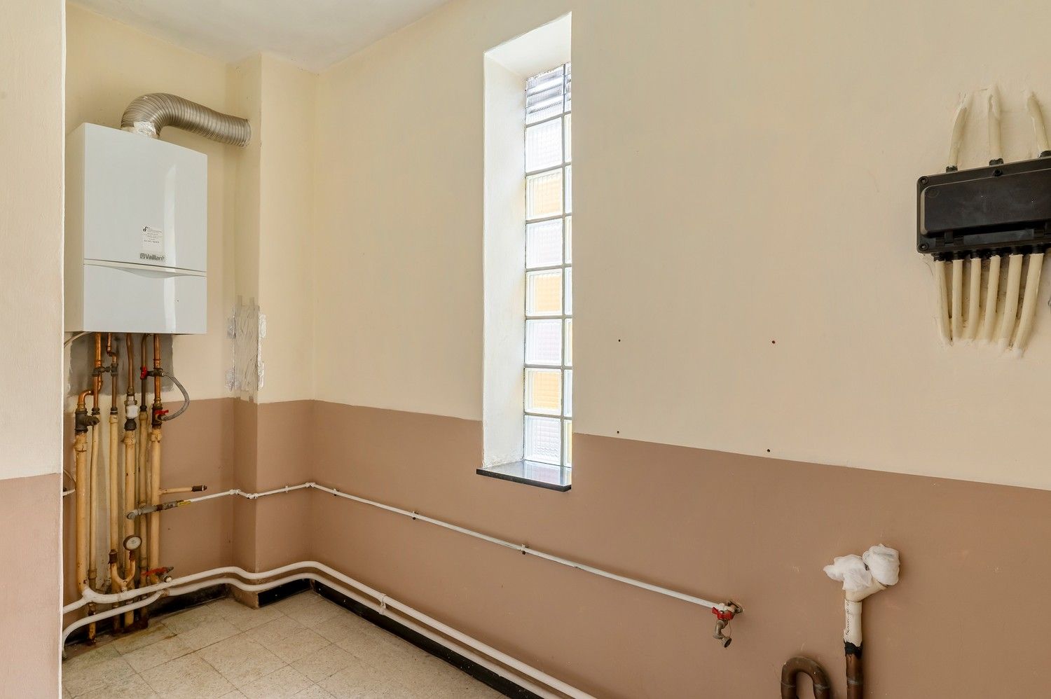 RUIM APPARTEMENT I 2 SLPK I VLAK BIJ CENTRUM MECHELEN foto 12