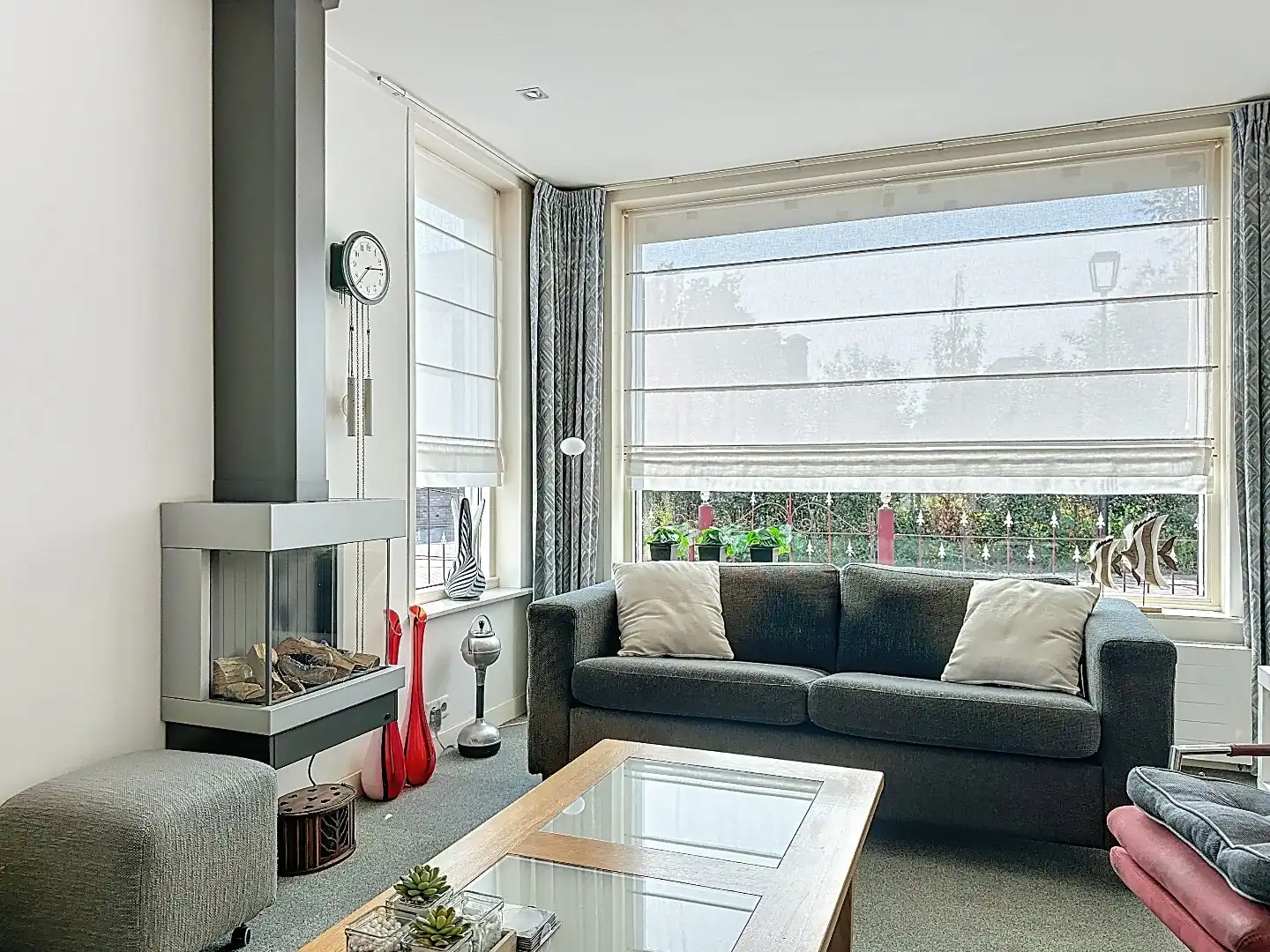 Charme met grote loods en dubbele garage  foto 7