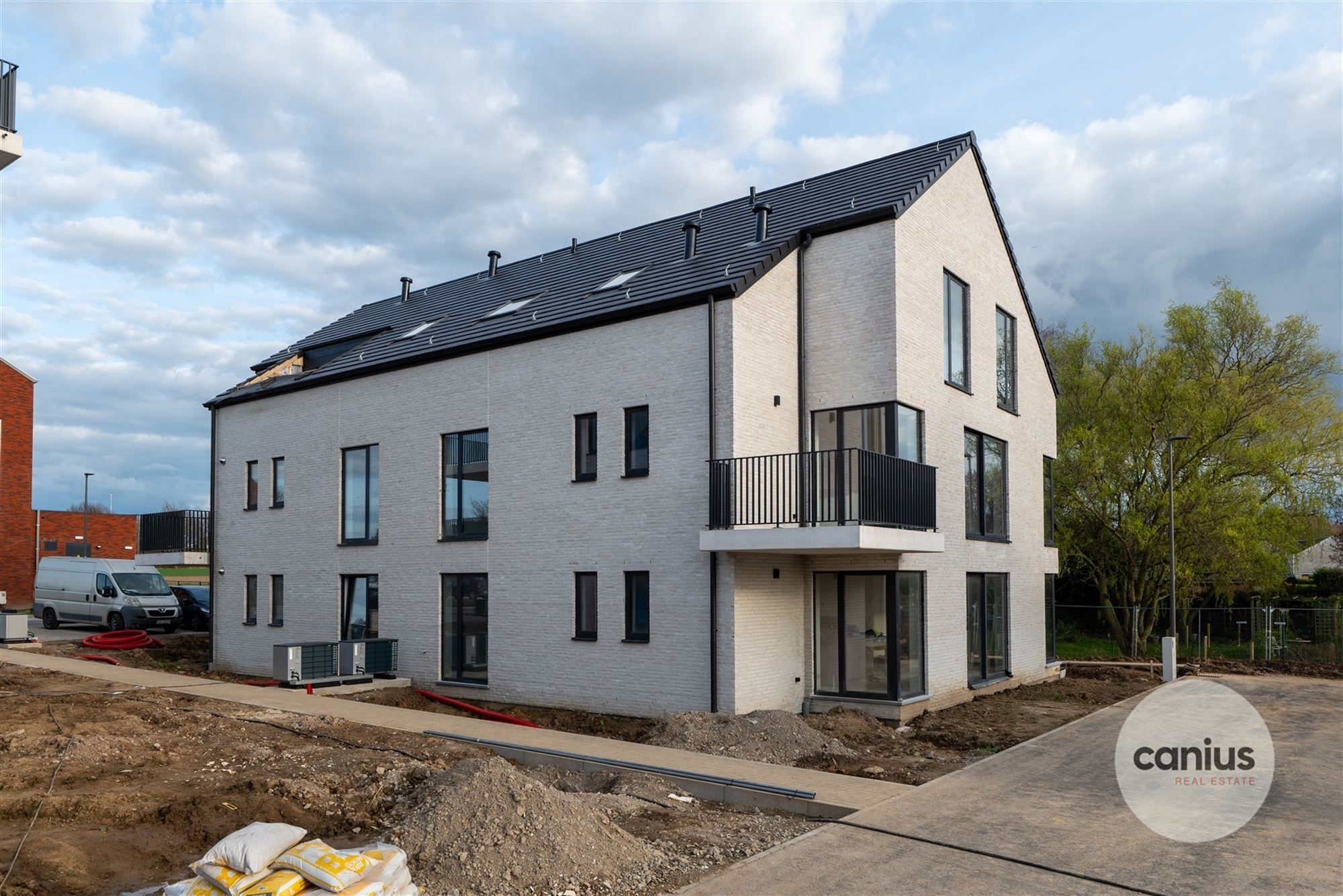 APPARTEMENT MET 2/3 SLAAPKAMERS EN TERRAS foto 8