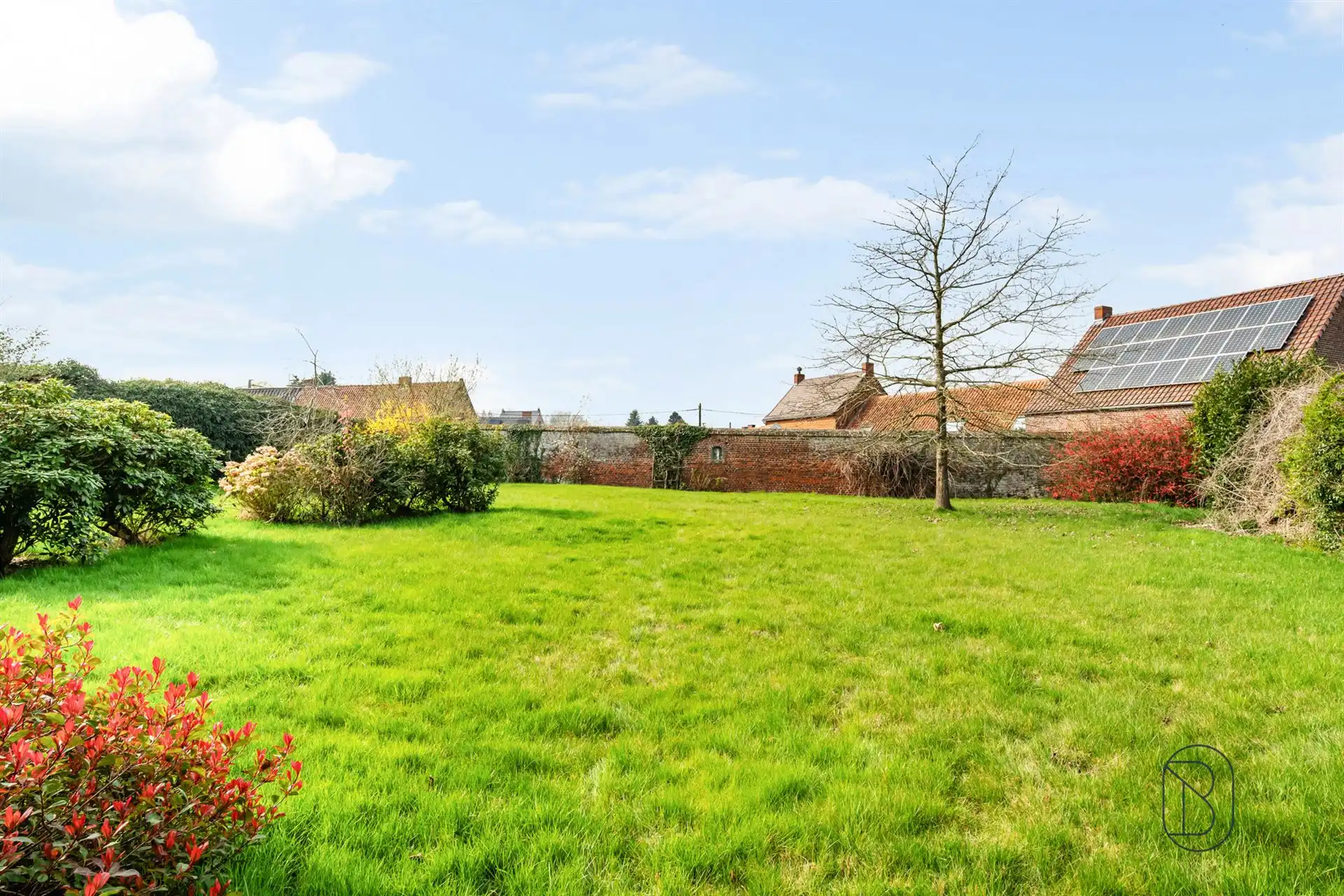 Imposante notariswoning met prachtige tuin! foto 47