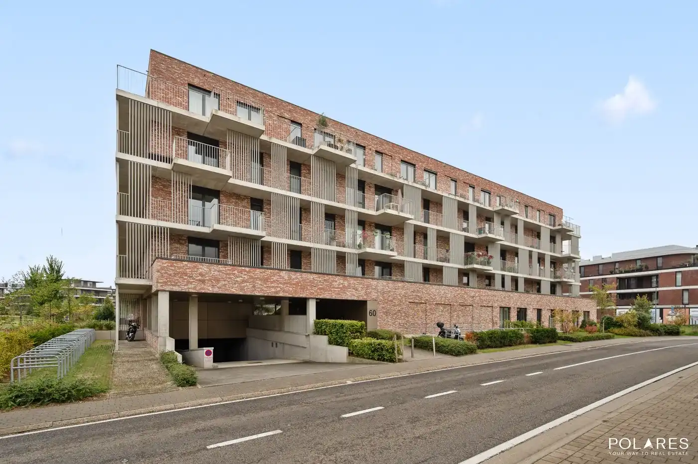Lichtrijk en energiezuinig appartement met zuidgericht terras foto 2