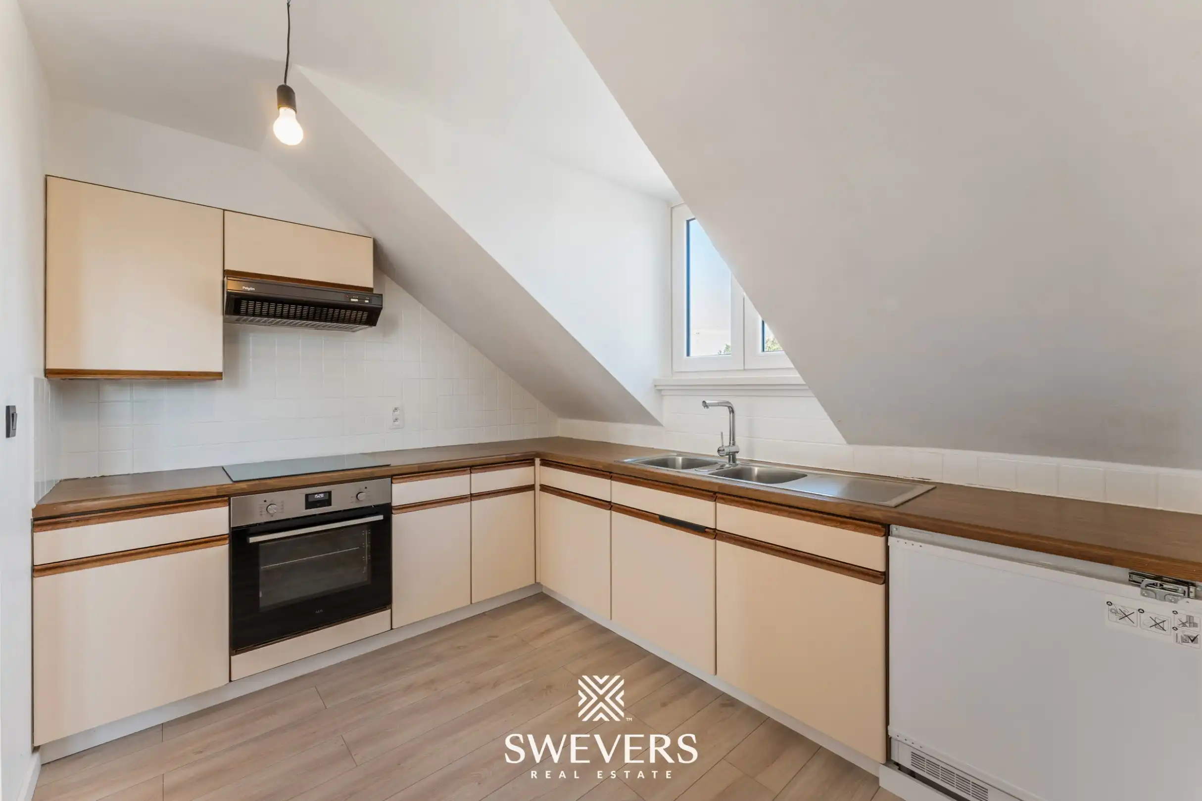 Instapklaar appartement met 2 slaapkamers en garagebox in Koersel  foto 7