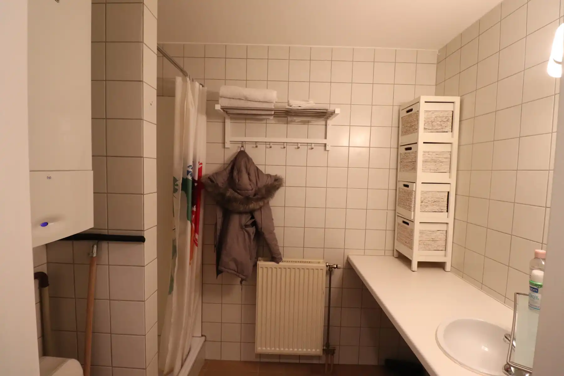 Een rustig gelegen appartement met kelderberging en autostaanplaats foto 7