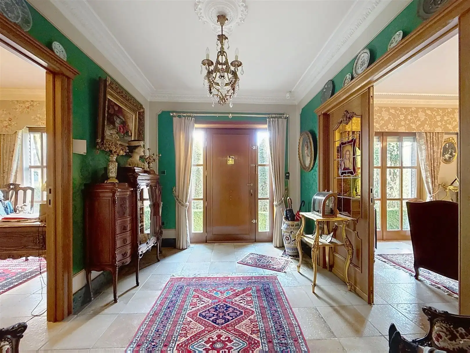 Op te frissen villa, 3/4 slpks + zolder, tuin en garages foto 6