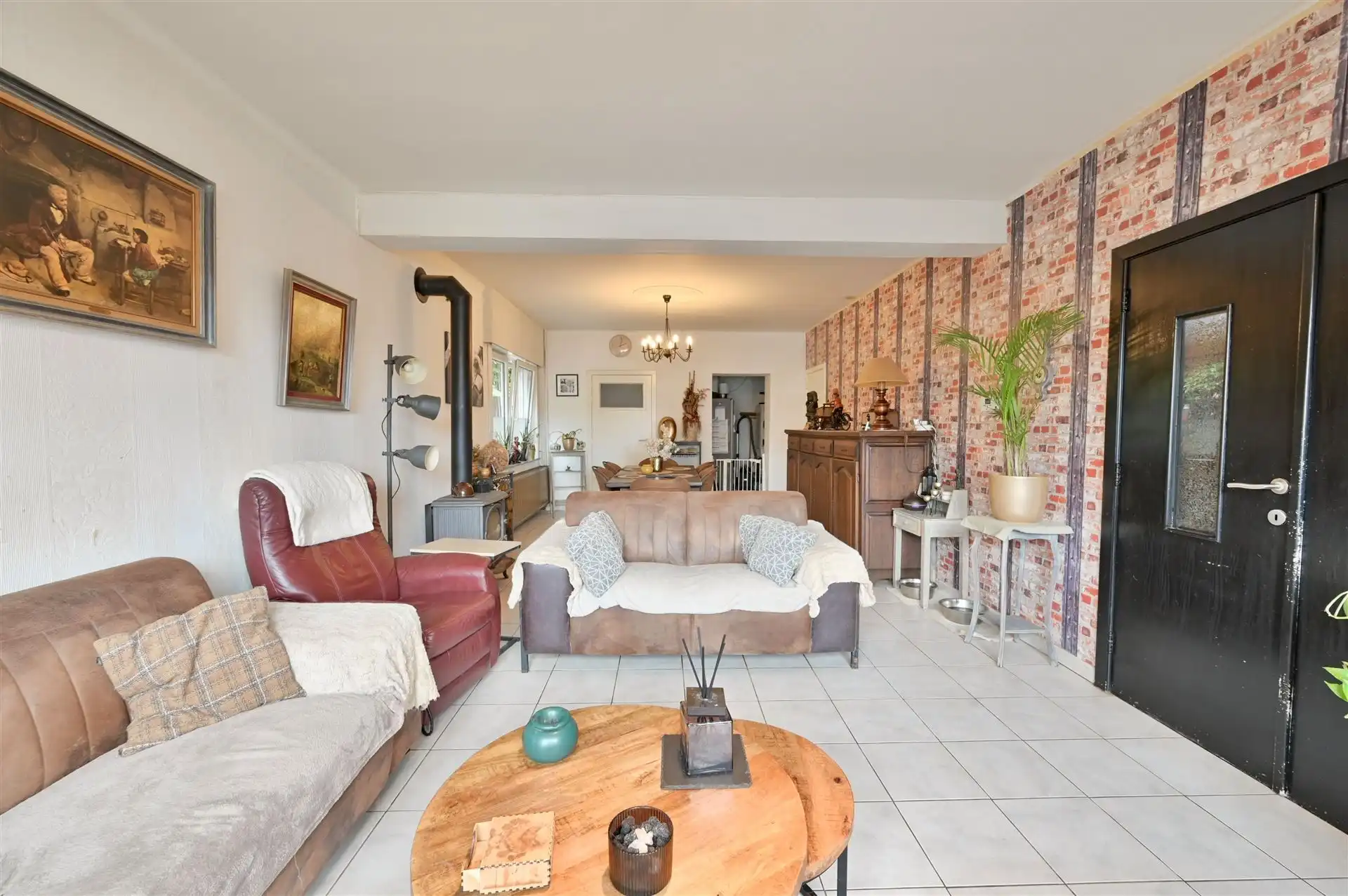 Veelzijdige woning met 5 slpks en bijgebouw van ca. 150 m² foto 16