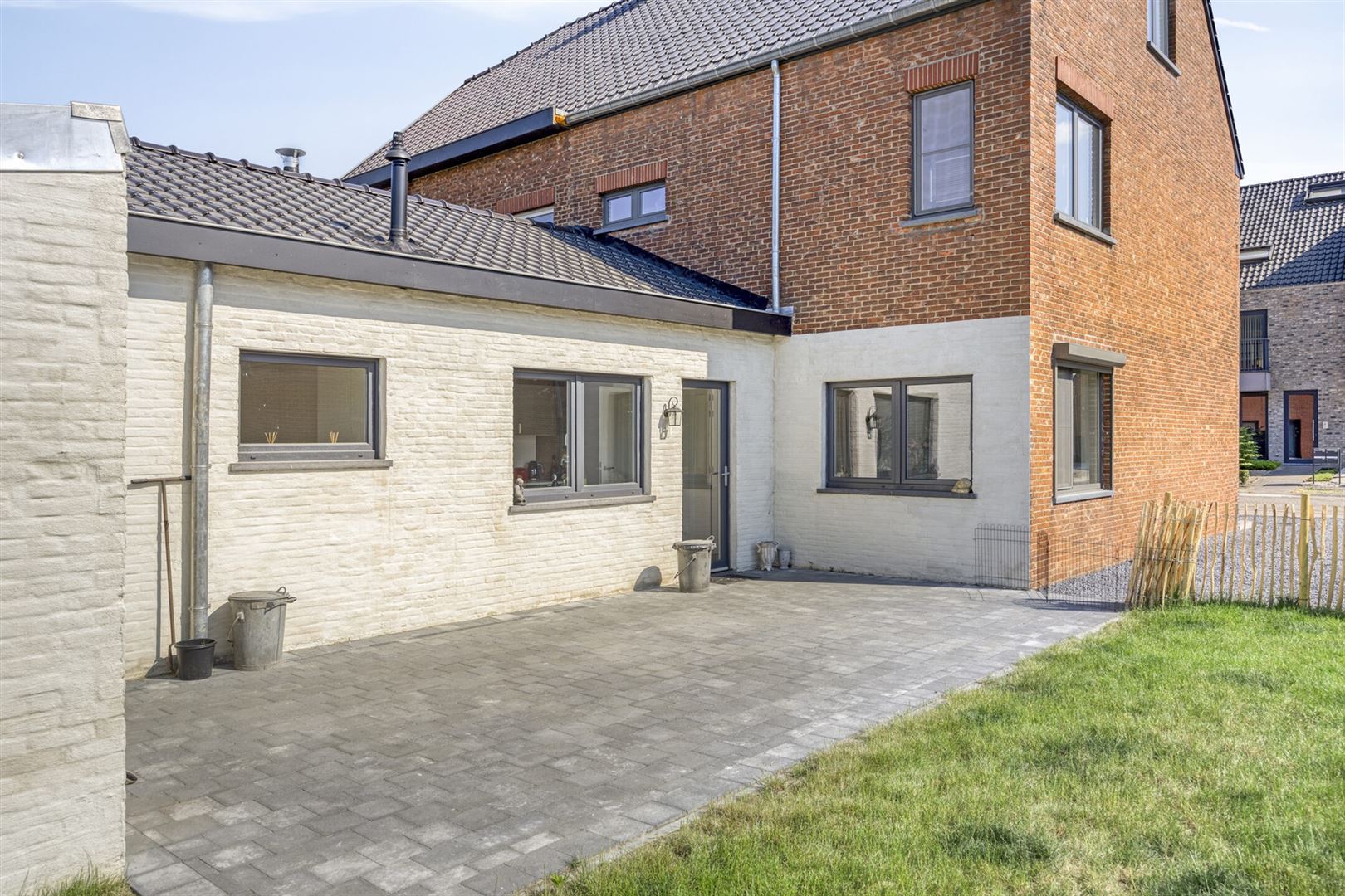 TE KOOP : Gerenoveerde eengezinswoning met 3 slaapkamers! foto 27