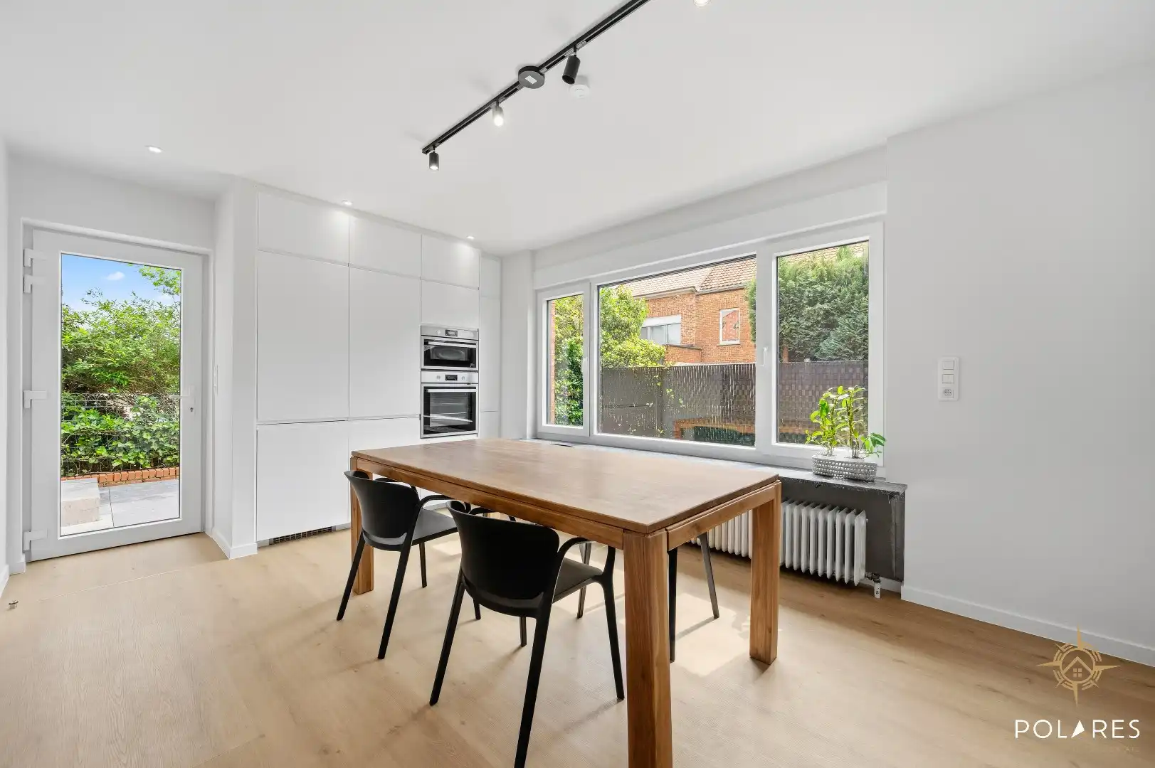 Volledige gerenoveerde 3-gevel woning op toplocatie in Heverlee foto 8