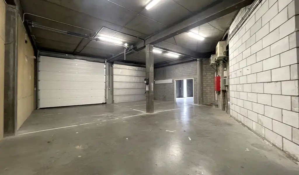 Kantoor met opslagruimte te huur in Harmoniewijk Antwerpen foto 13