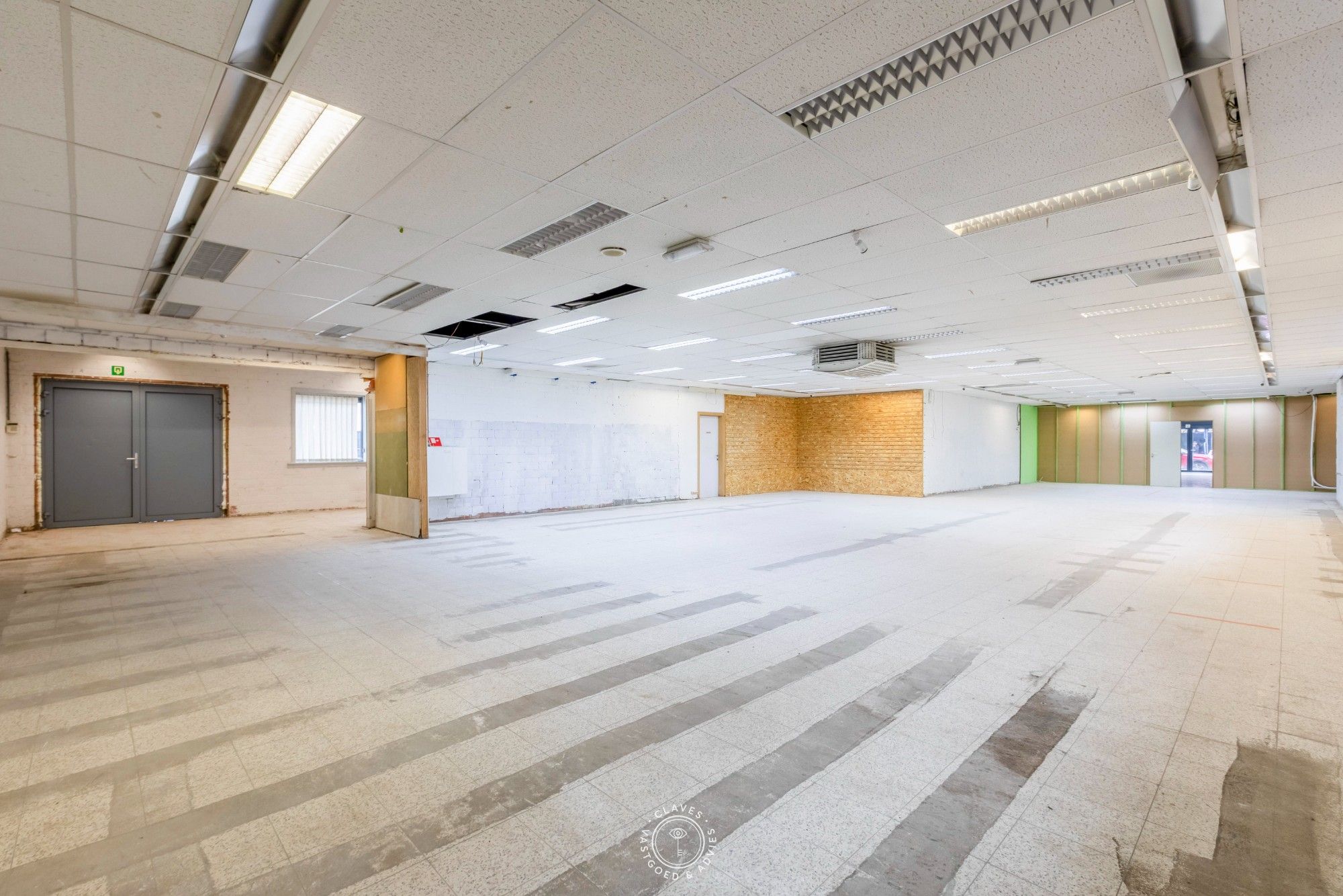 Ruim handelspand in het centrum van Temse foto 8