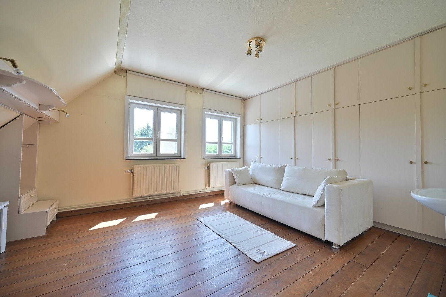 Royale woning met 5 slaapkamers en zwembad, gelegen op een perceel van 23a te Neerharen foto 29