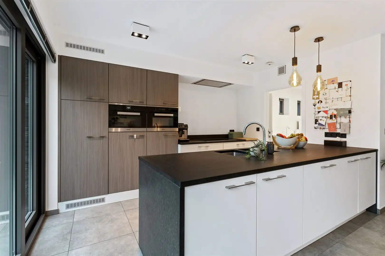 Instapklare ééngezinswoning op ca. 591m2 met 4 slaapkamers foto 12