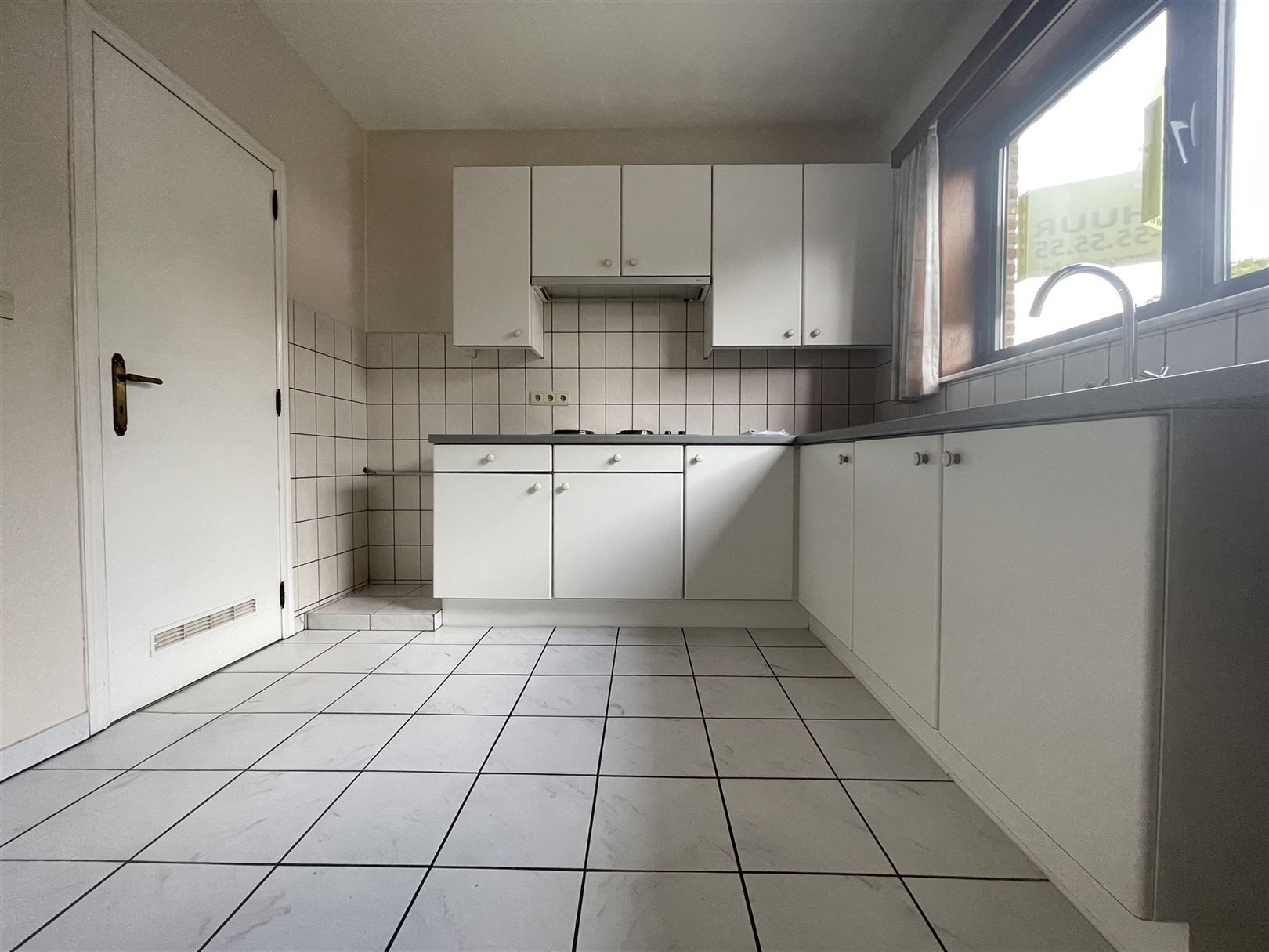 Gezellig 2sllpk-appartement op 1ste verdieping te Sint-Gillis bij Dendermonde foto 3