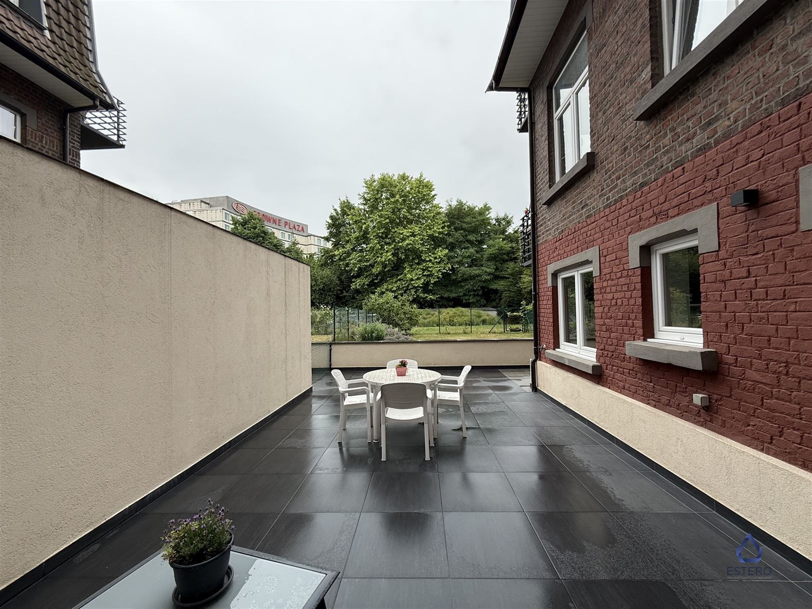 Gerenoveerd appartement met tuintje	 foto 8