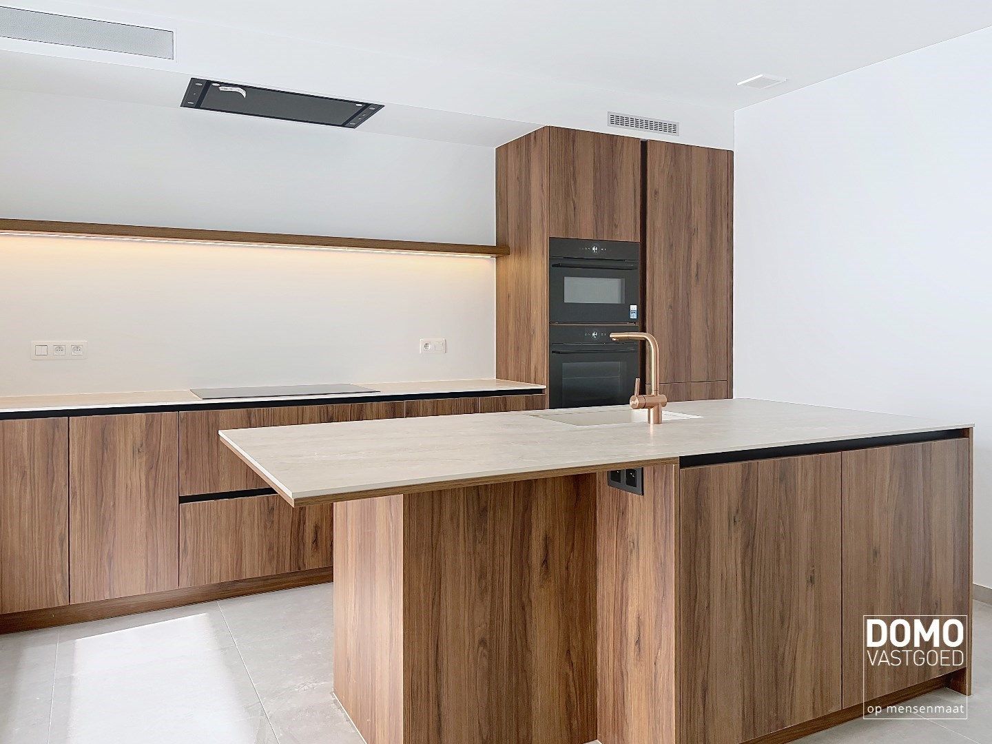 VERKOOP ONDER REGISTRATIERECHTEN!! NIEUWBOUWAPPARTEMENT MET 2 SLAAPKAMERS EN TERRAS TE HALEN foto 4