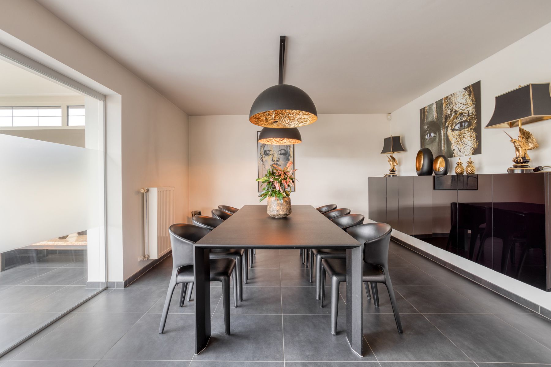 Landelijk gelegen ruime villa op 11a foto 6