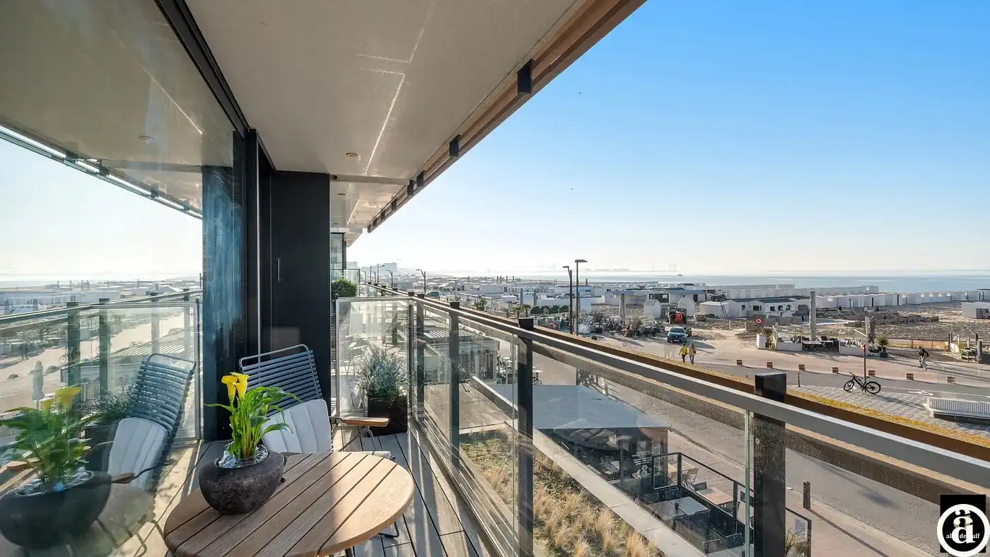 Exclusief appartement (243 m²) met 12,5 m gevelbreedte en zeezicht.  foto 4