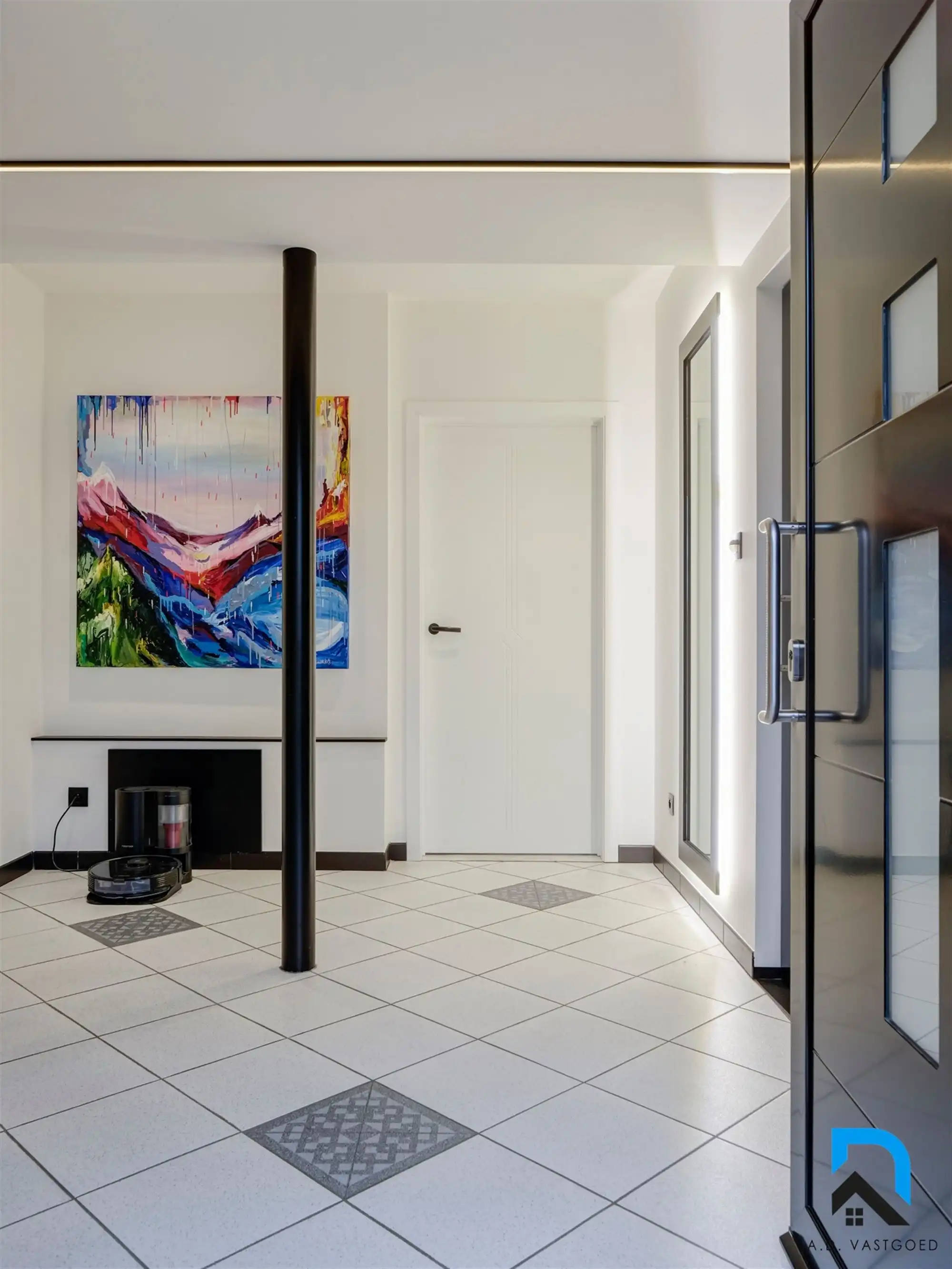 Ruime woning met prachtige tuin foto 4