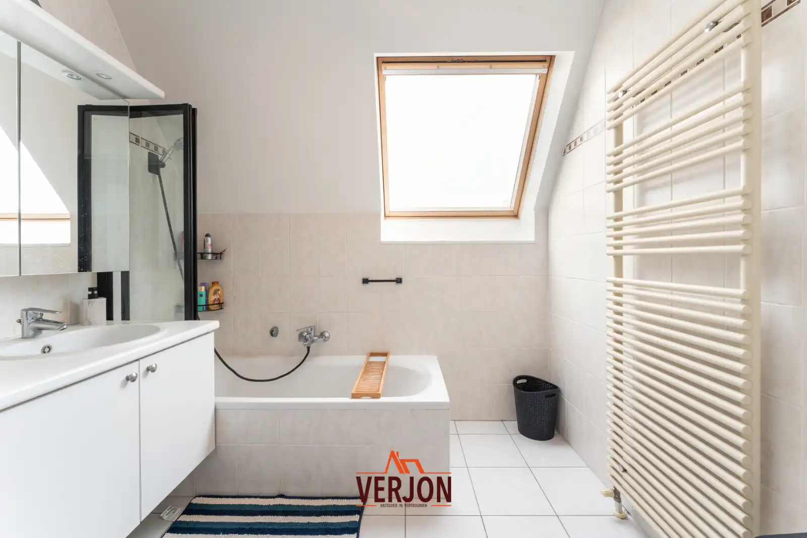 Ruim en gezellig appartement in het centrum van Ardooie! foto 14