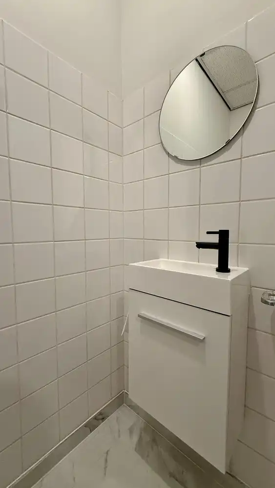 Veelzijdig handelspand in hartje Lanaken foto 26