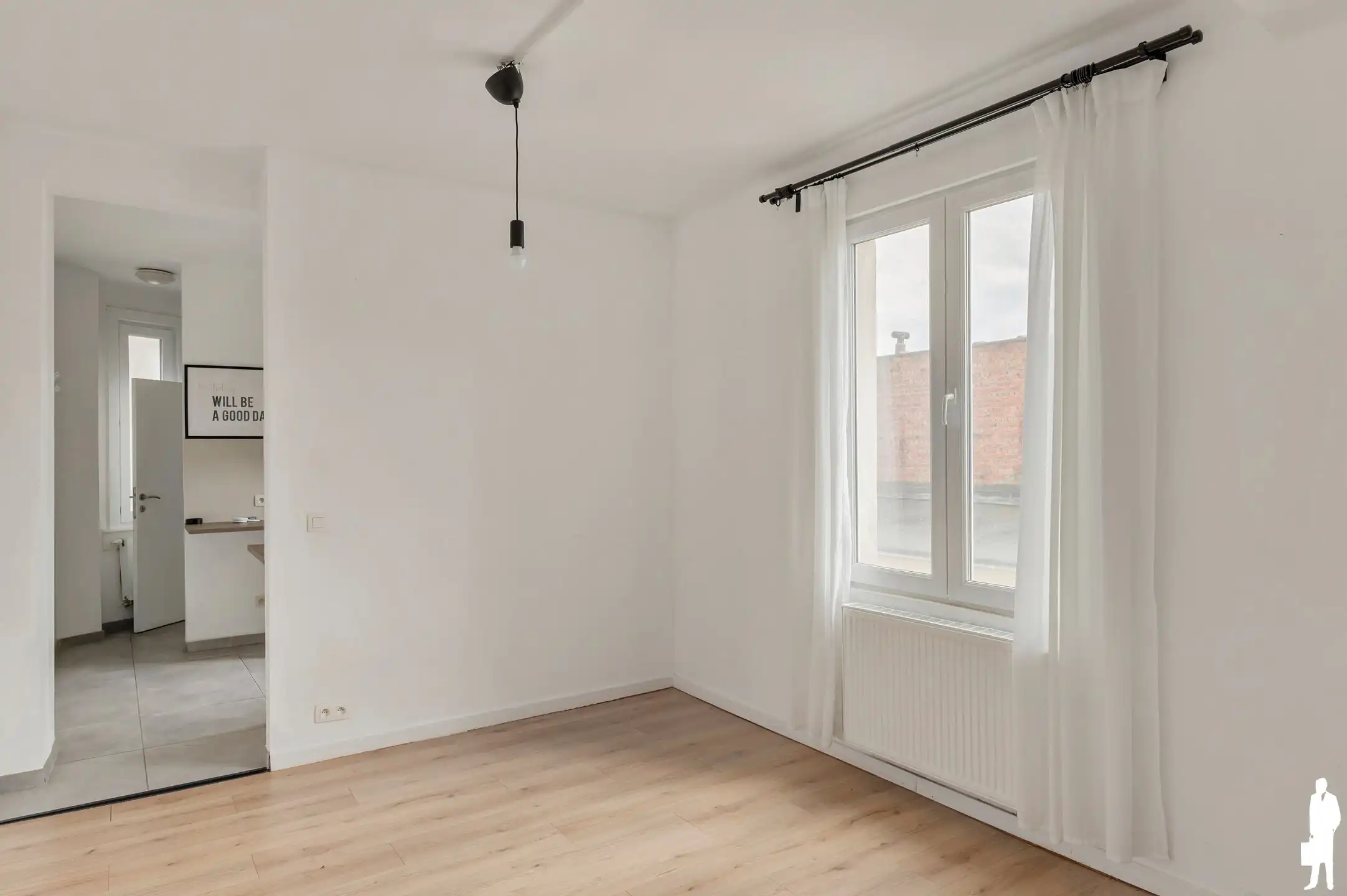 Volledig verhuurd opbrengsteigendom met 12 appartementen vergund, conform en uitstekend rendement foto 4