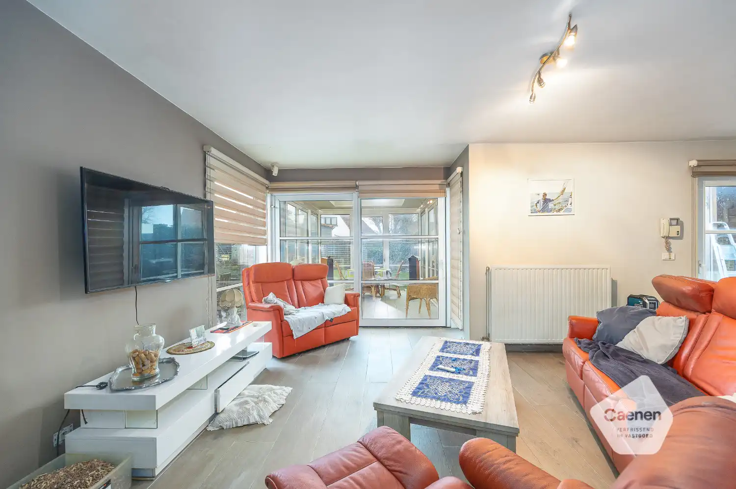 Recente half open woning te koop in Gistel foto 4