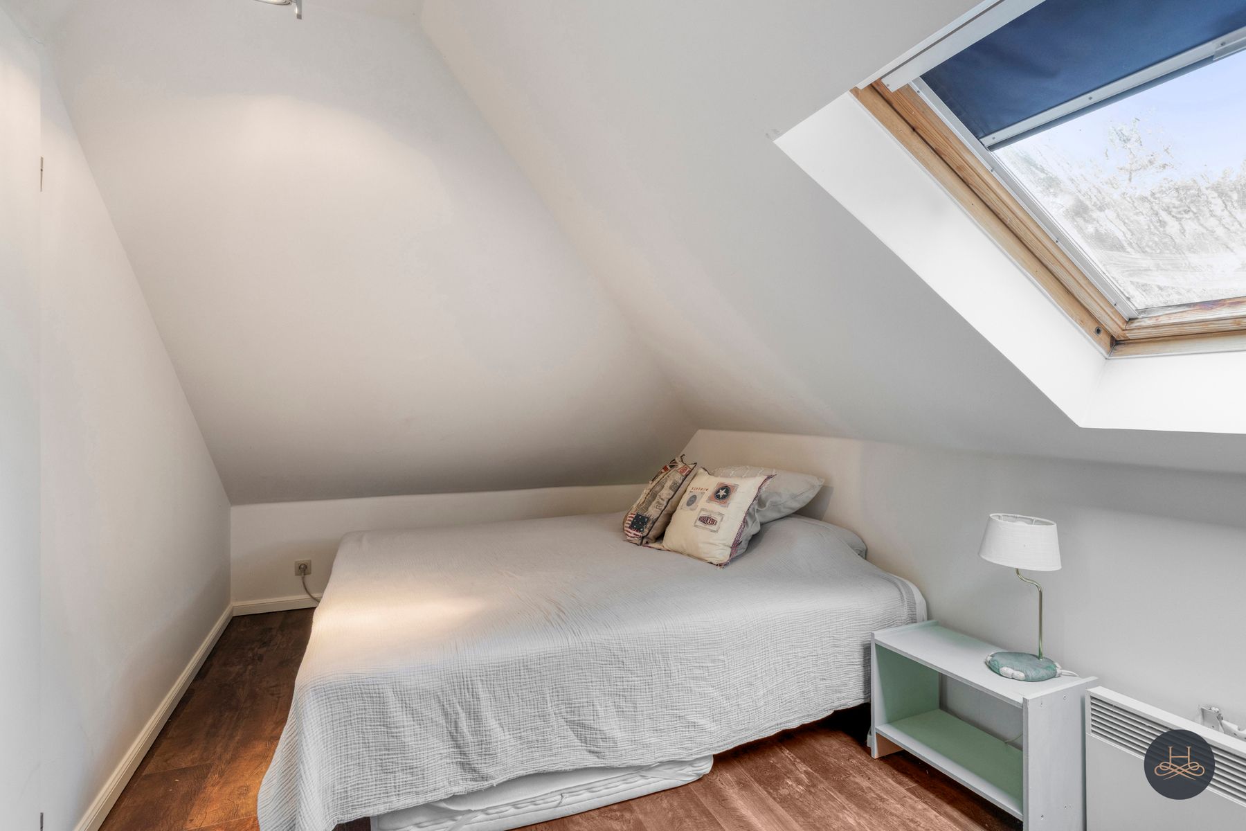 Indrukwekkende groen gelegen villa met zwembad en poolhouse  foto 35