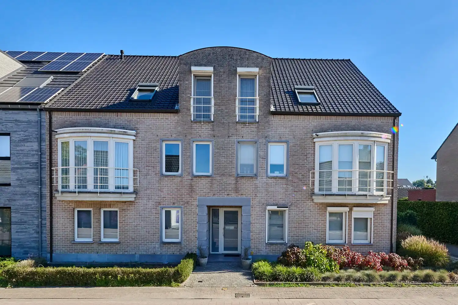 Comfortabel wonen met een heerlijk ruim terras! foto 17
