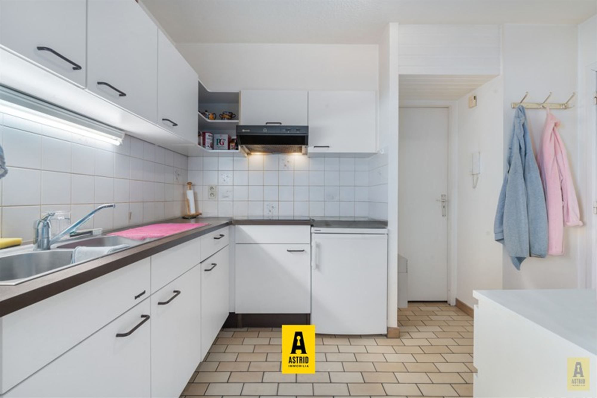 Zonnig appartement op toplocatie met mooie zicht in Bredene! foto 7