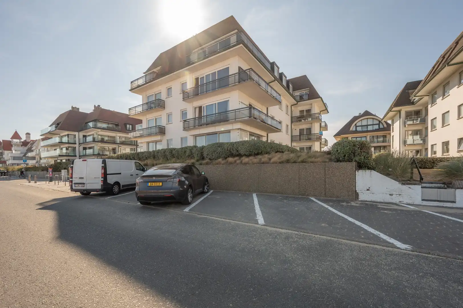 Luxueus gerenoveerd hoekappartement met zeezicht vlakbij de wandeldijk in het Zoute. foto 31
